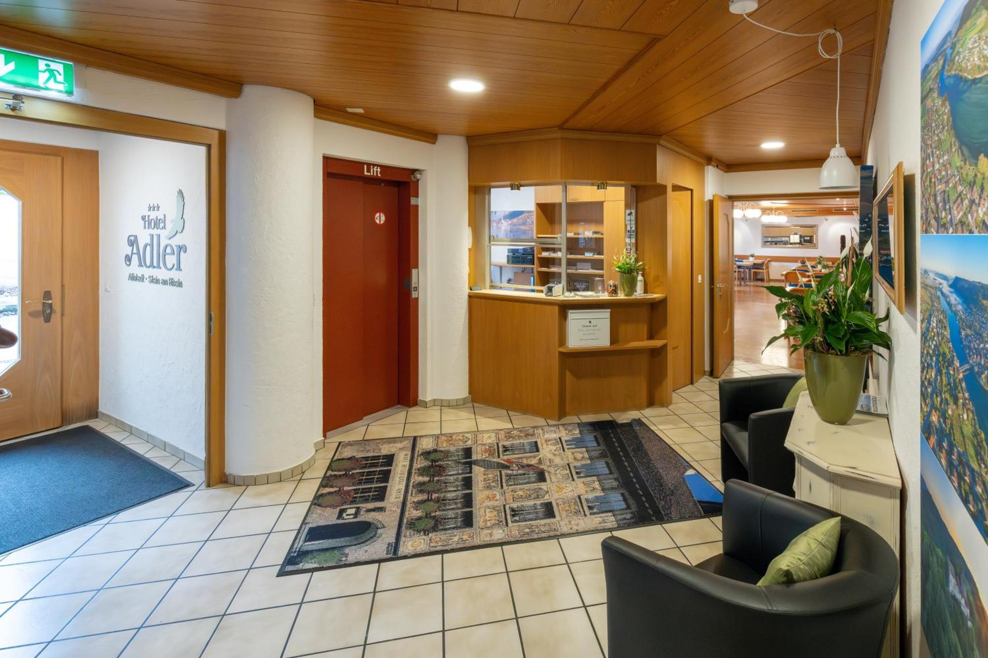 שטיין אם ריין Hotel Adler מראה חיצוני תמונה